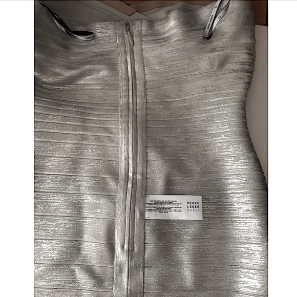 The Metallic Isla Strapless Body-Con Bandage Minidress Herve Leger - Picture 11 of 12